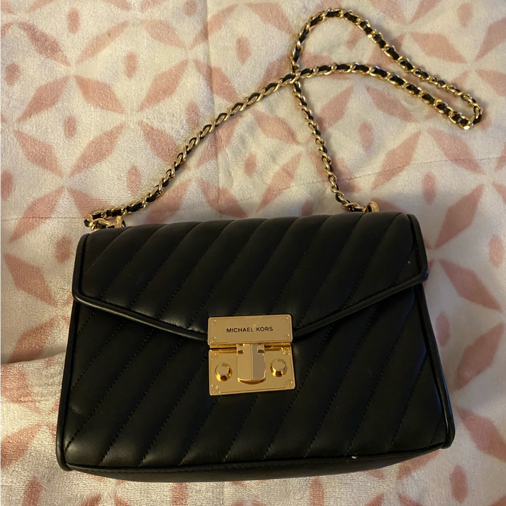 Like new Michael kors purse